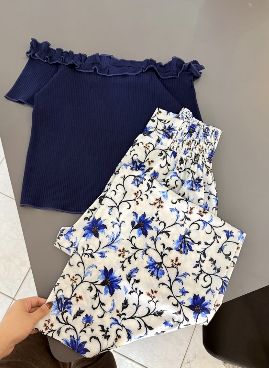 ست کراپ کرکره ای و شلوار بوگاتی گلدار